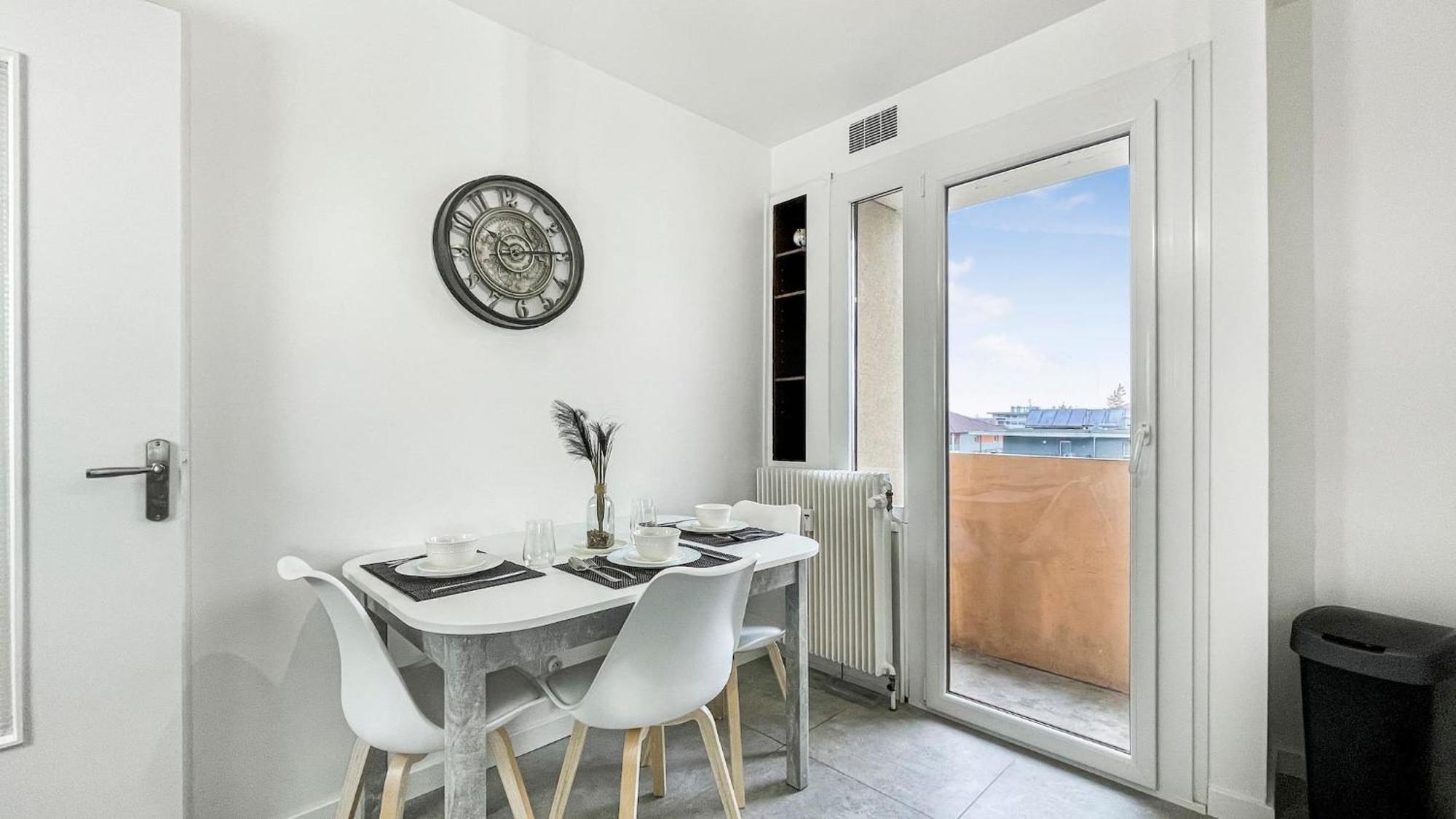 Homey La Coloc Mugi - Colocation Haut De Gamme - Chambres Privees - Balcon - Wifi Et Netflix - Proche Transports Commun Аннмасс Екстер'єр фото